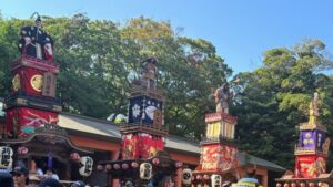 画家・長谷川路可の作品が市役所で公開されています